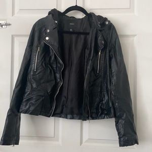 Forever 21 Black Leather Jacket M
